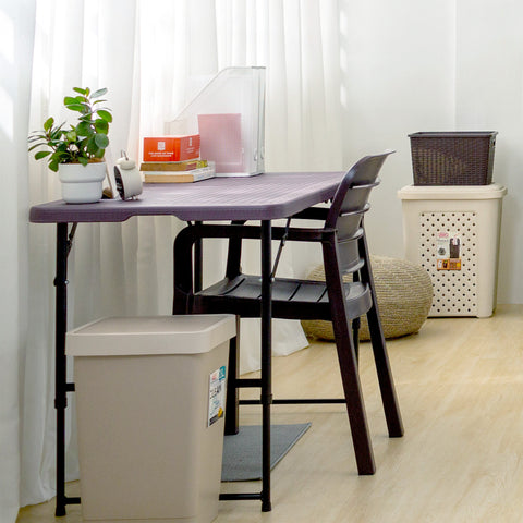 Zooey’s Mini Budget Folding Table