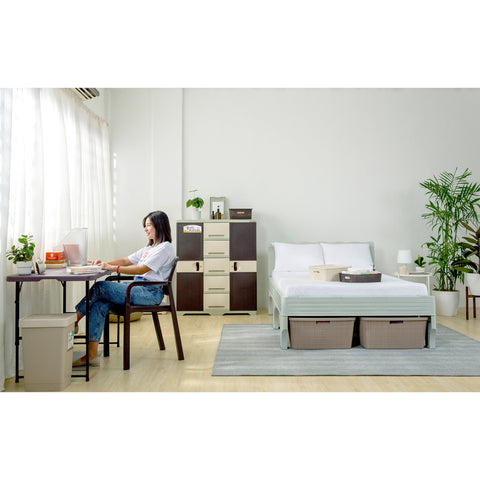 Zooey’s Mini Budget Folding Table