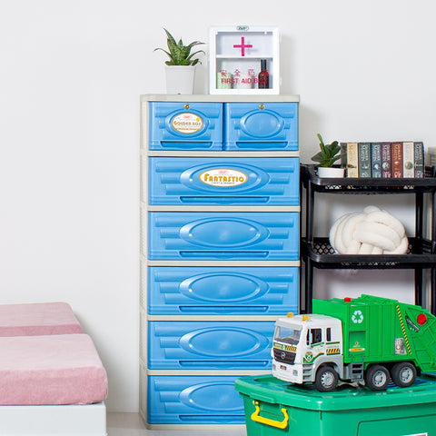 Zooey First Aid Box