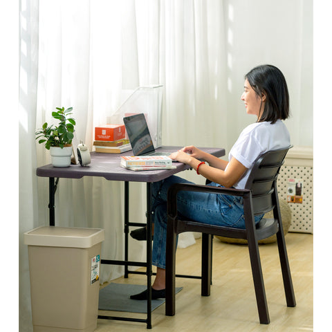 Zooey’s Mini Budget Folding Table